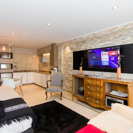 Ushuaia Drake Departamentos Apartment Bilik gambar